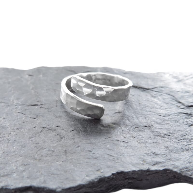 D340-silver dimple ring