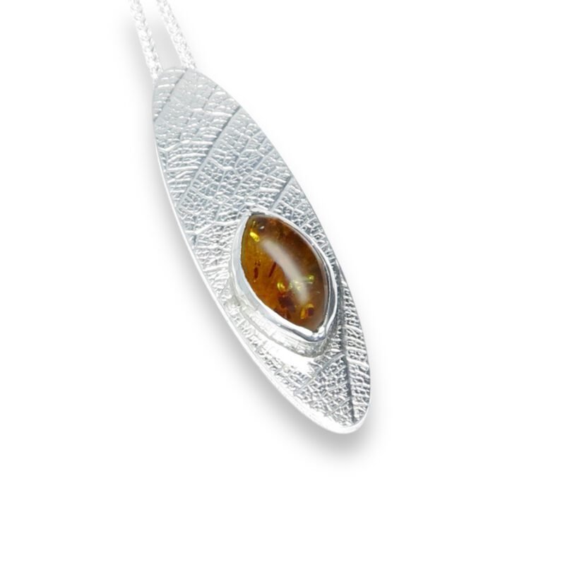 L548 - Sterling silver and Amber Pendant