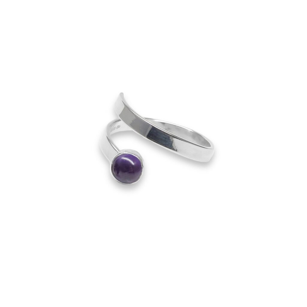 R5mm - sterling silver and 5mm Amethyst ring